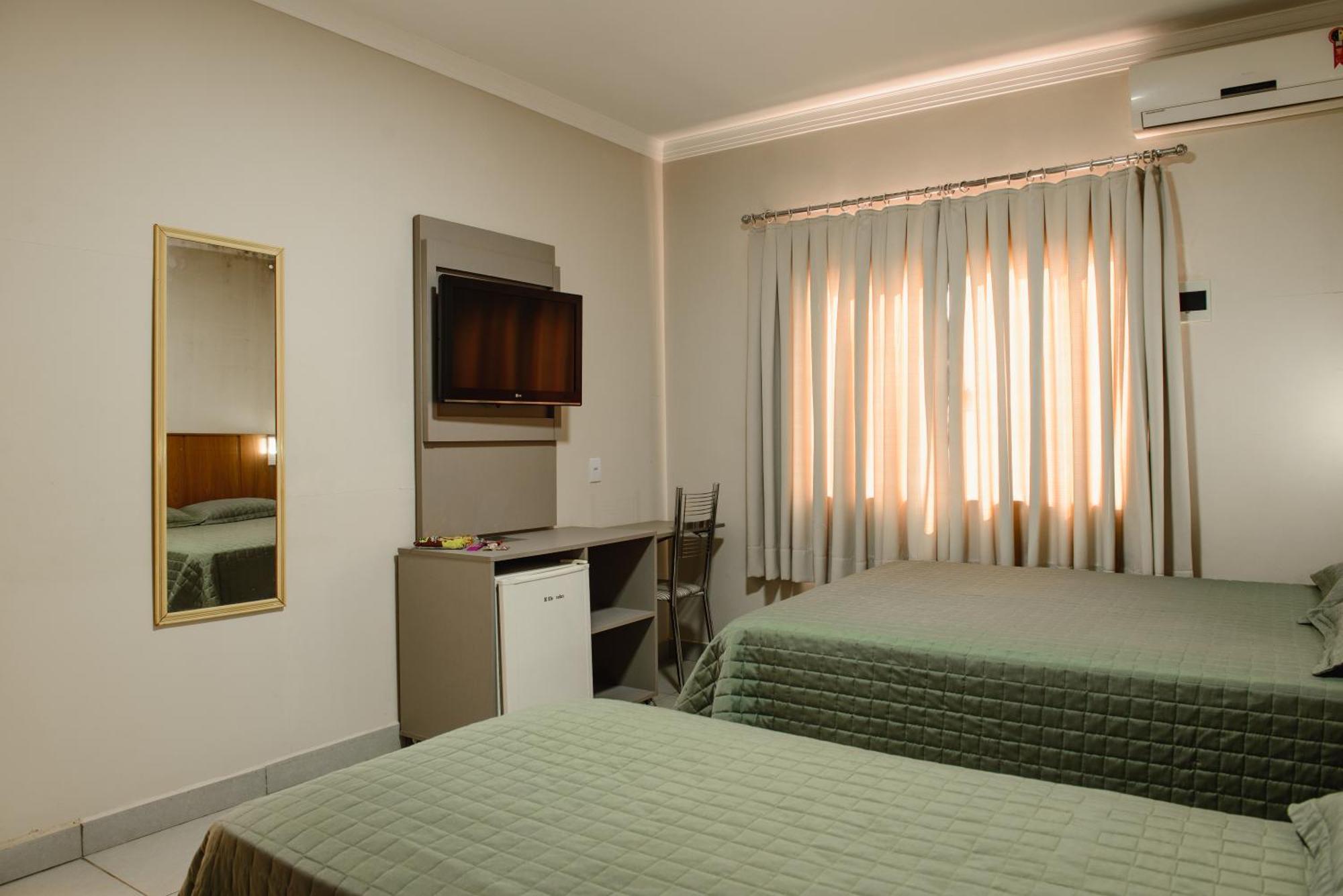 Hotel Trevo Cascavel Exterior photo